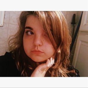 Meet your Posher, Ashlee